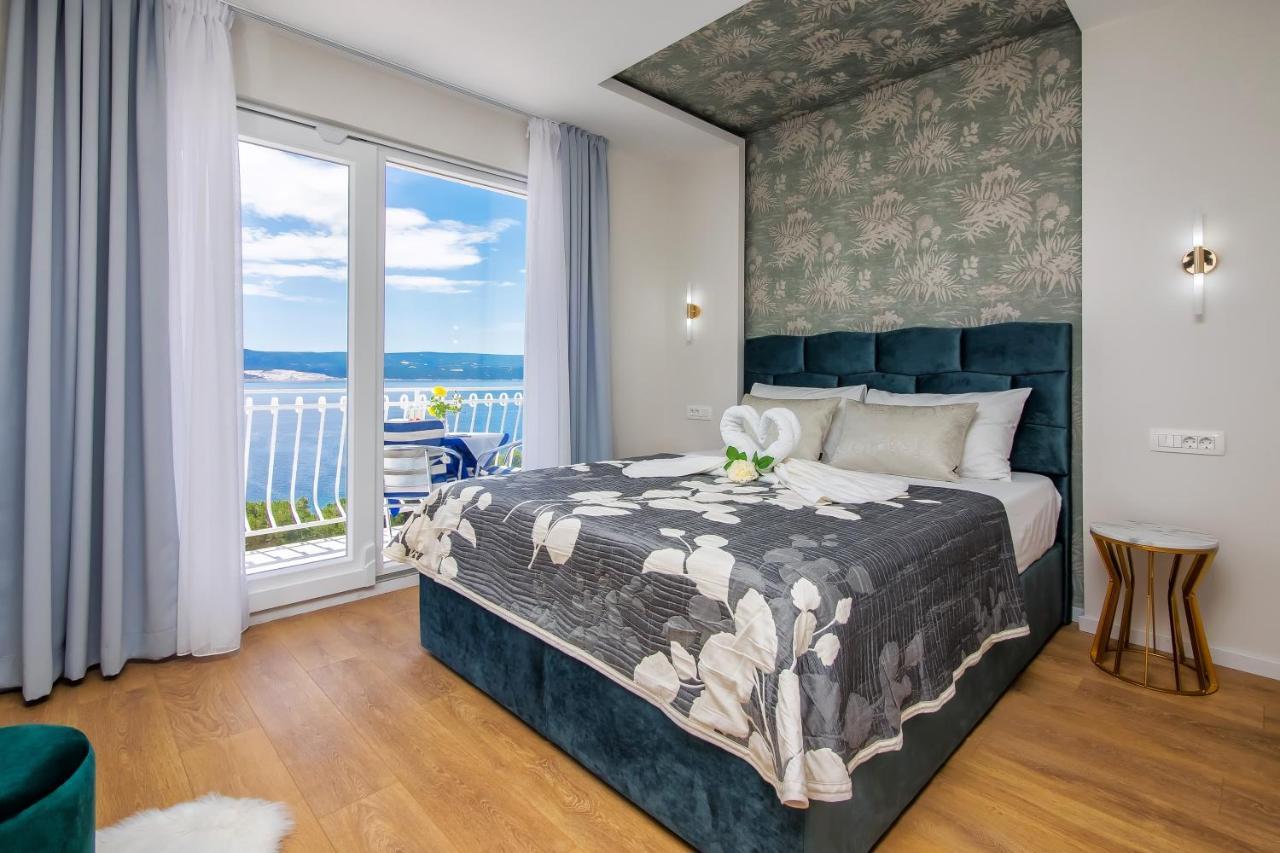 Apartments And Rooms By The Sea Lokva Rogoznica, Omis - 2973 エクステリア 写真